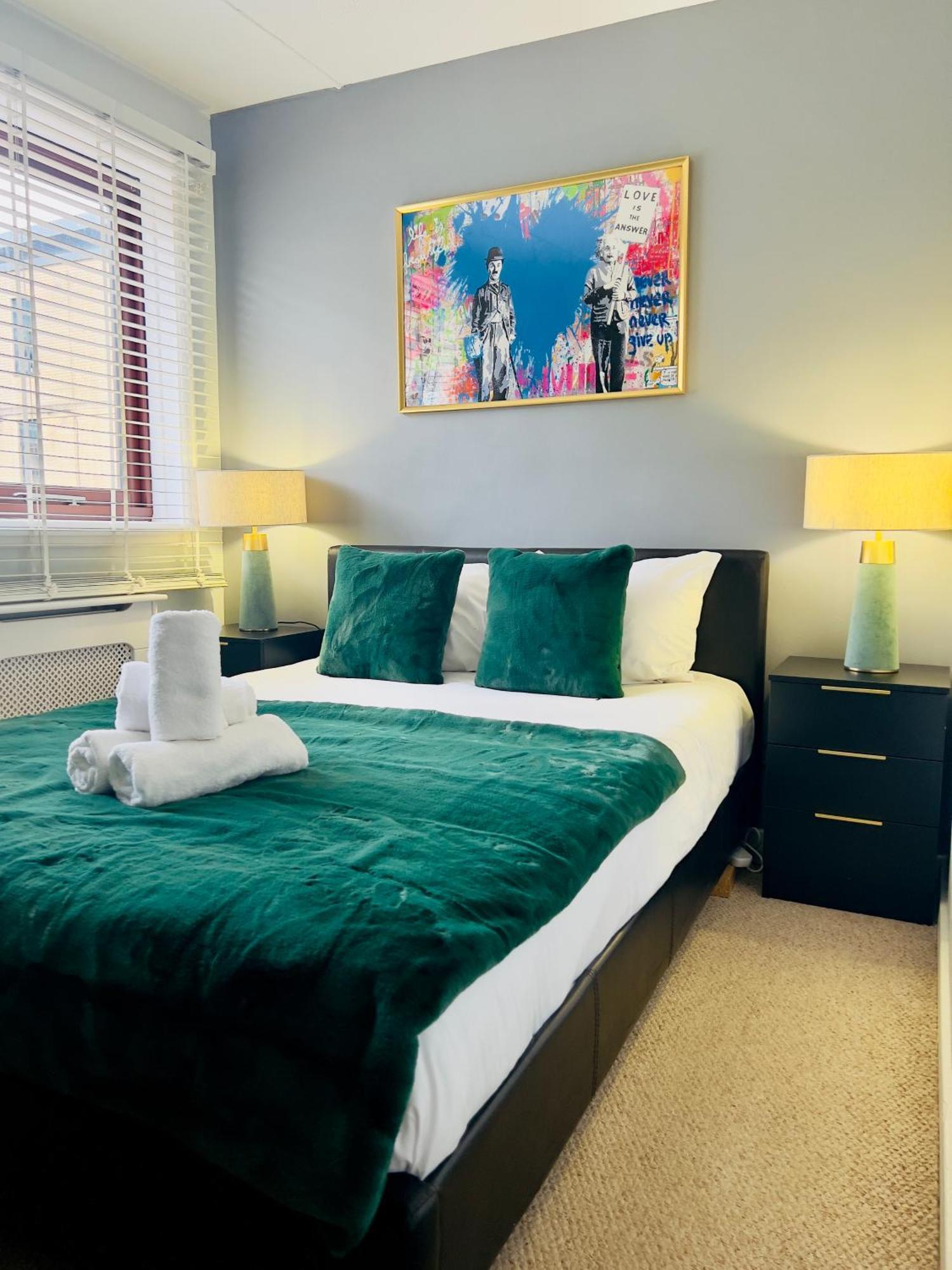Charming And Spacious 1-Bedroom Flat In Hampstead 伦敦 外观 照片