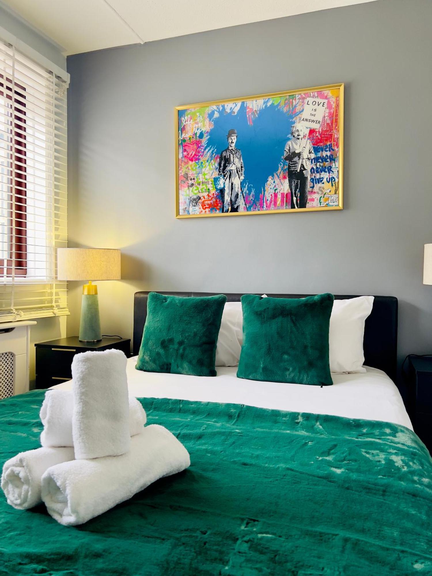 Charming And Spacious 1-Bedroom Flat In Hampstead 伦敦 外观 照片